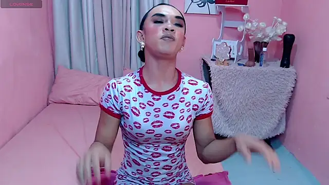 VivienneLuxe stripchat live cam model