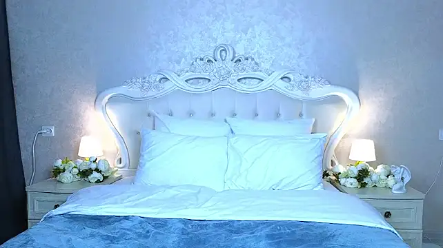 SamantaSpark stripchat live cam model