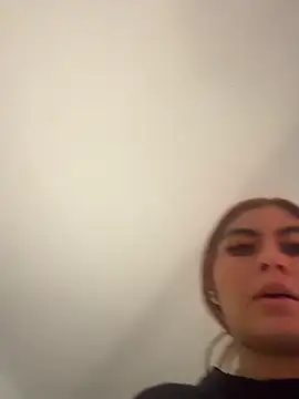 Stormiiii_ stripchat live cam model