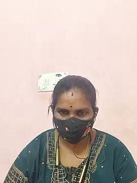 Tamil-Janani stripchat live cam model