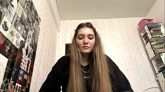 TynishaShute stripchat live cam model