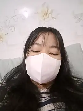 Alice-Xu stripchat live cam model