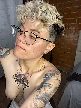 Megan-c stripchat live cam model