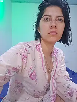 Bandida553 stripchat live cam model