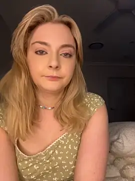 Lotttiee stripchat live cam model