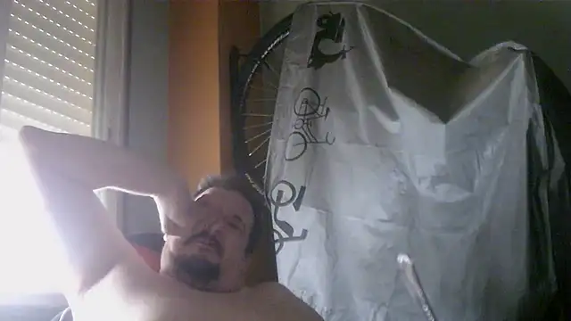 porkorossy stripchat live cam model