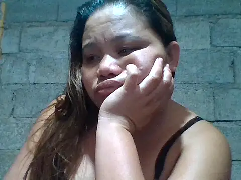 Tender_pinay8 stripchat live cam model
