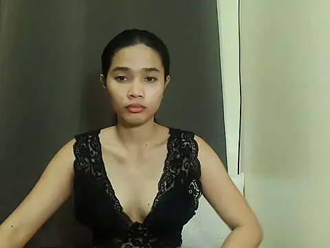 TypicalMorena stripchat live cam model