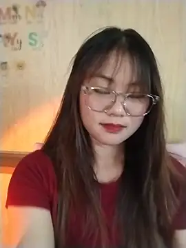 SiSi-9999 stripchat live cam model