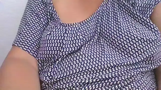 DragoneSFR stripchat live cam model