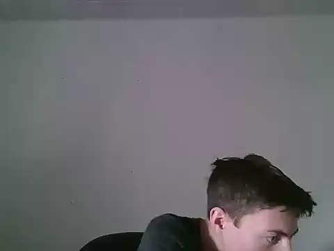 VelvetRagottiOG stripchat live cam model