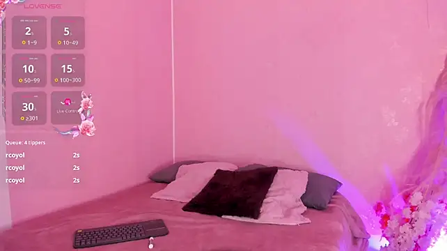 Valk_submissive stripchat live cam model