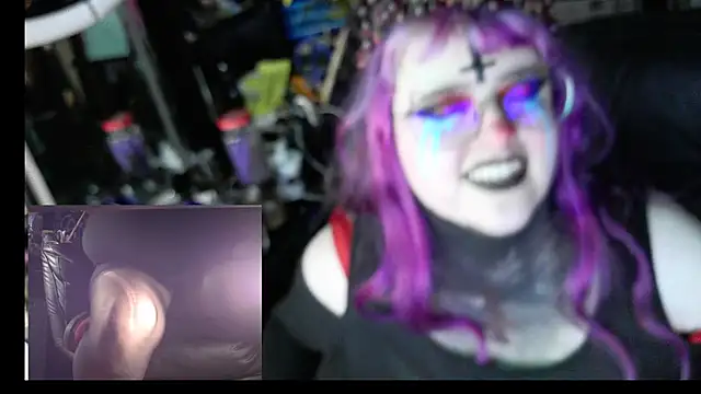 Sinstresshemlock stripchat live cam model
