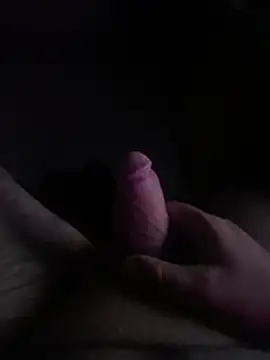 Qpapi stripchat live cam model