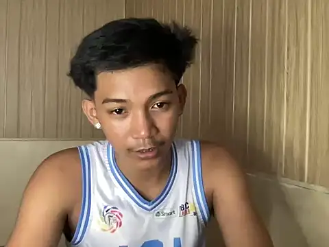 YourcumBoy77 stripchat live cam model