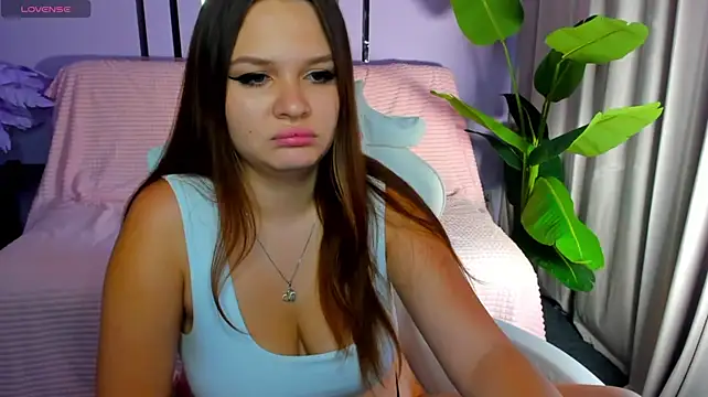 CutieChloee stripchat live cam model