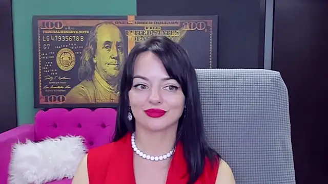 BellaRowan stripchat live cam model