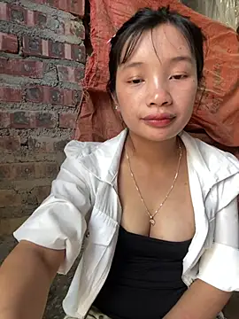 Xiuxiu-zz stripchat live cam model