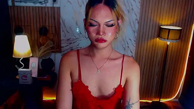 StellaSaucyCum stripchat live cam model