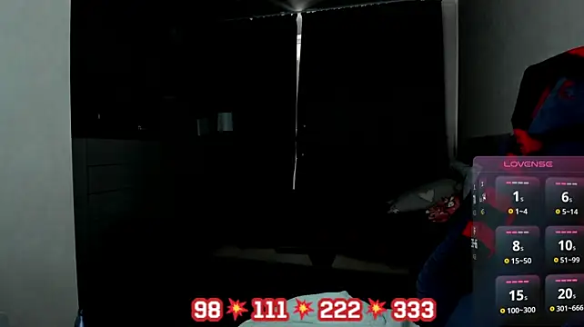 Olivia_Munk stripchat live cam model