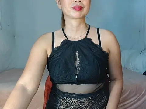 HelenaM stripchat live cam model