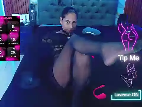 kataleyadubley stripchat live cam model