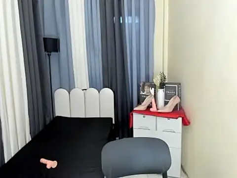 Cassiefoxx stripchat live cam model