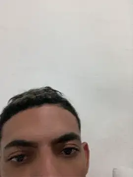 Hendricklavel1 stripchat live cam model