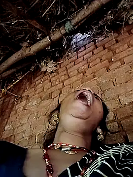 Hot_ashna stripchat live cam model