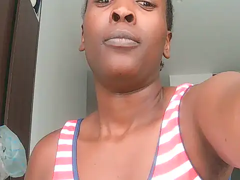 veeyke stripchat live cam model