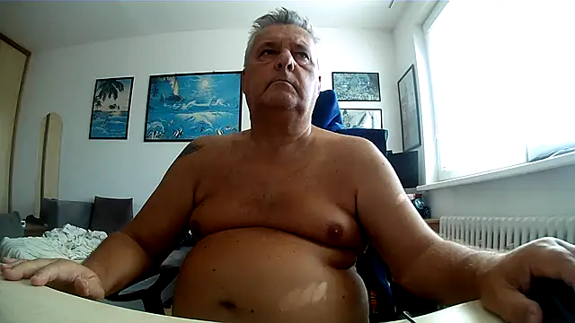 Robert_SK1 stripchat live cam model