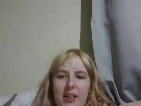 Valenciaishorny stripchat live cam model