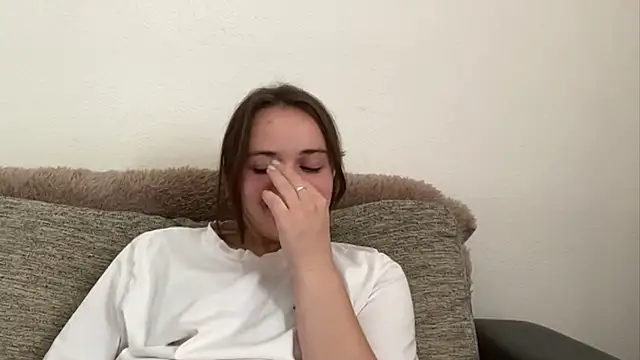 LorileeKaliszewski stripchat live cam model