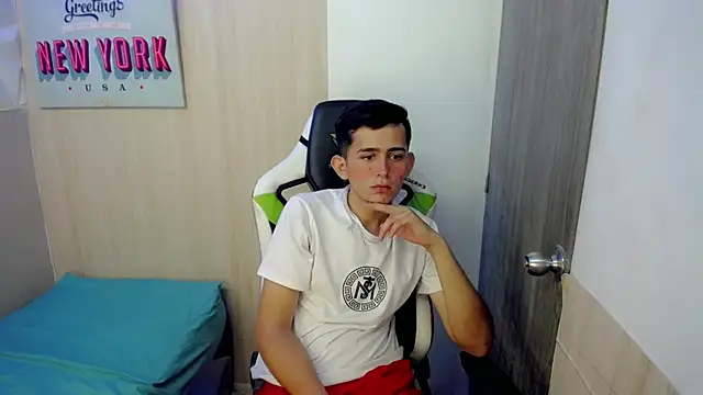 JaxBlue_ stripchat live cam model