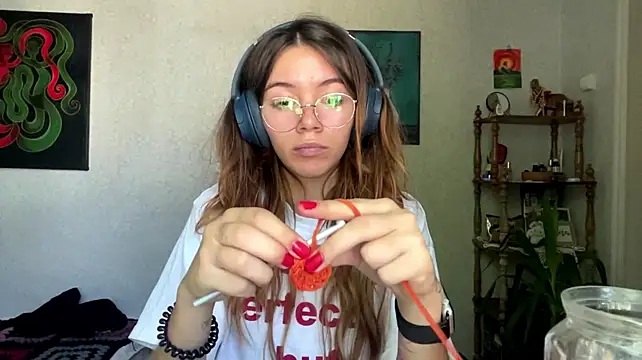 meowskyy stripchat live cam model