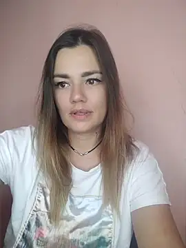 KrissSexi stripchat live cam model