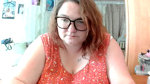 AngelQSky stripchat live cam model