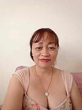 Baby-ladyboobs2026 stripchat live cam model