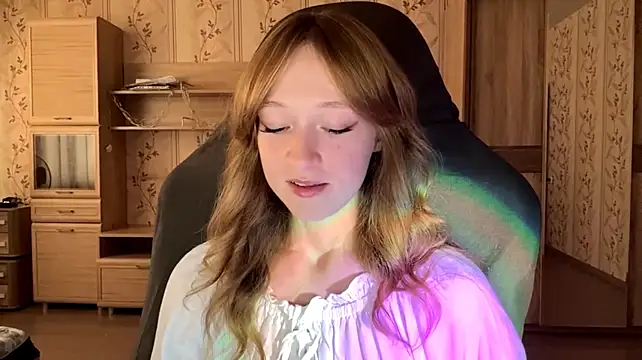 SalmonWhip stripchat live cam model