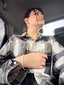 NikaMur stripchat live cam model