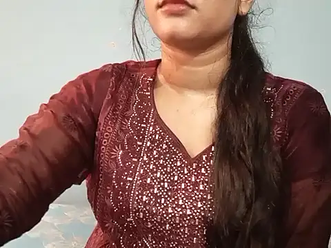 Adhiti_1 stripchat live cam model