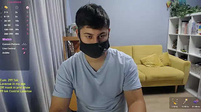 Tomguys stripchat live cam model