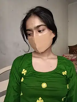 Arisha- stripchat live cam model
