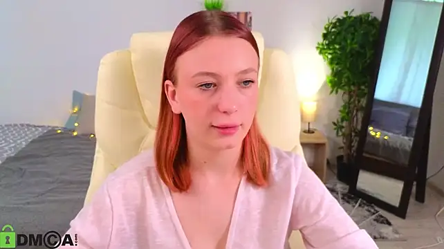BeatriceLoven stripchat live cam model