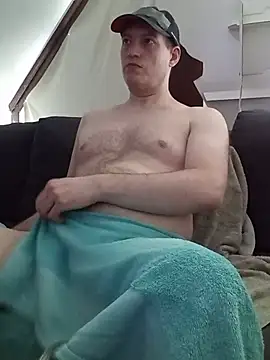 Tom4Fun stripchat live cam model