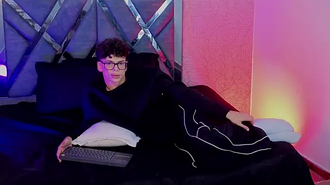mateo_vegas_ stripchat live cam model