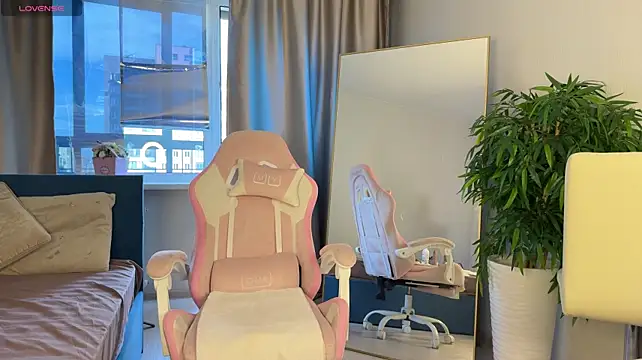 -Solar-Jane- stripchat live cam model