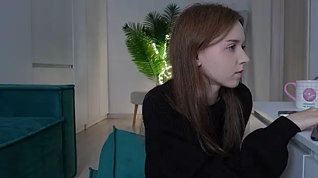 monnymoonn stripchat live cam model