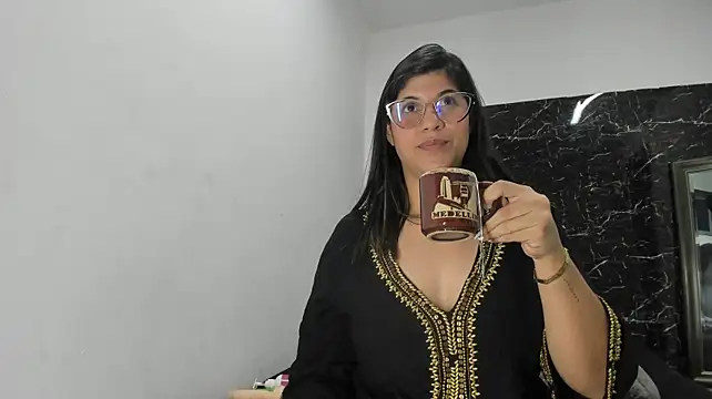 suzan_23 stripchat live cam model