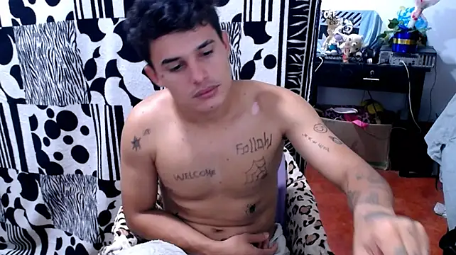 wendyfreddy stripchat live cam model